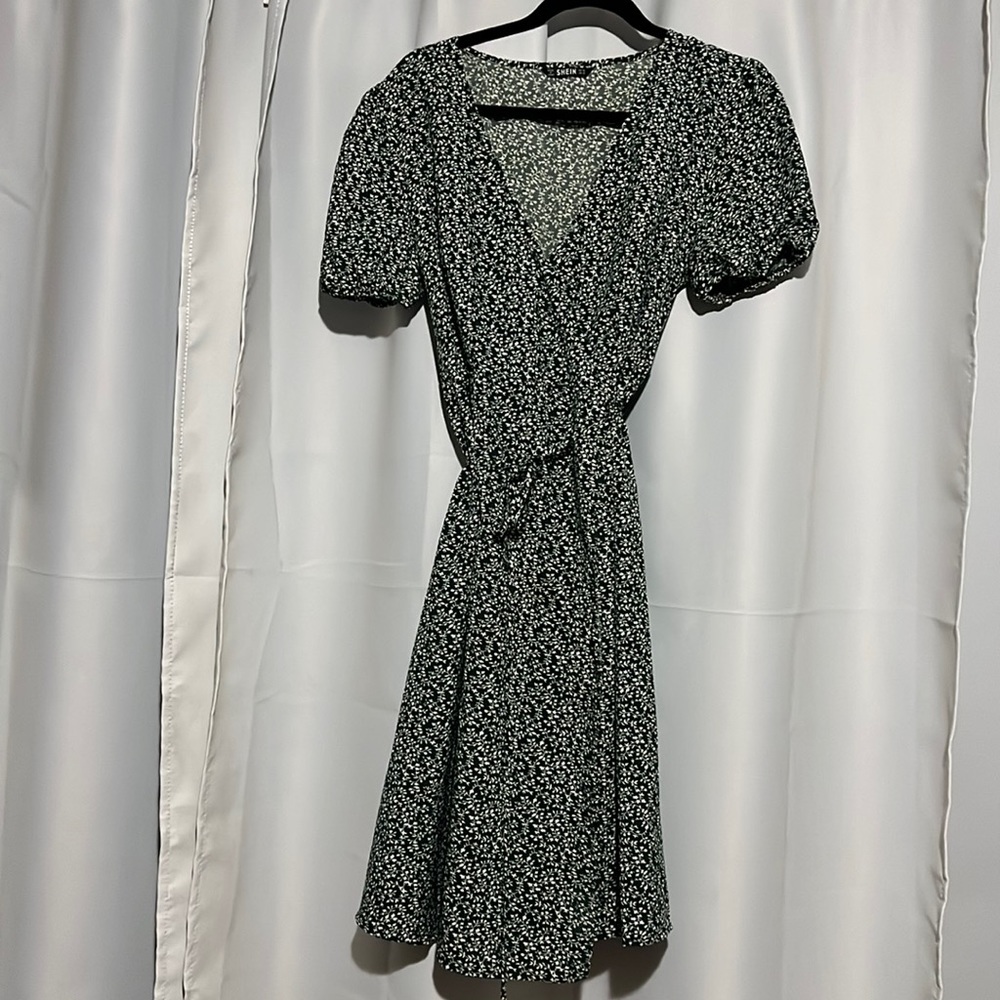Green floral wrap dress